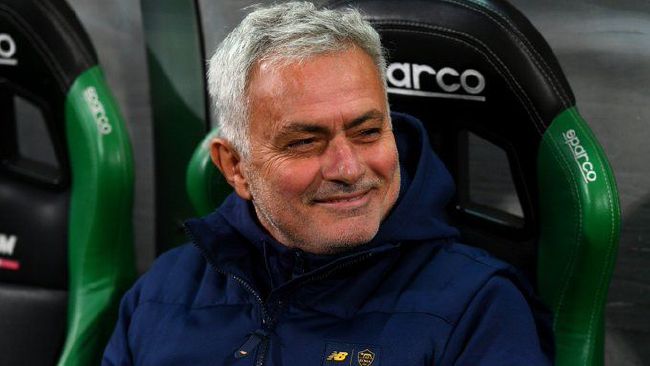 嫩草蜜桃