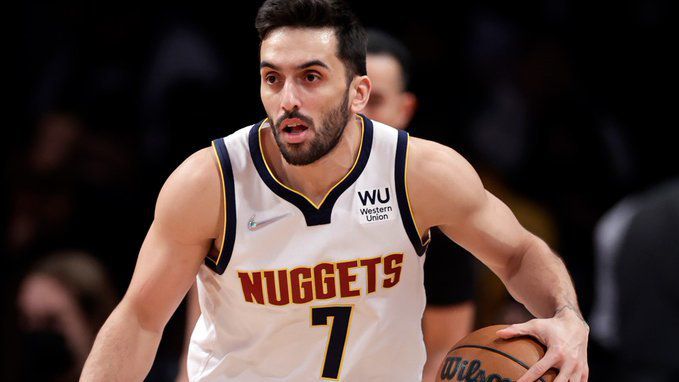 技校下课厕沟嘘嘘偷拍